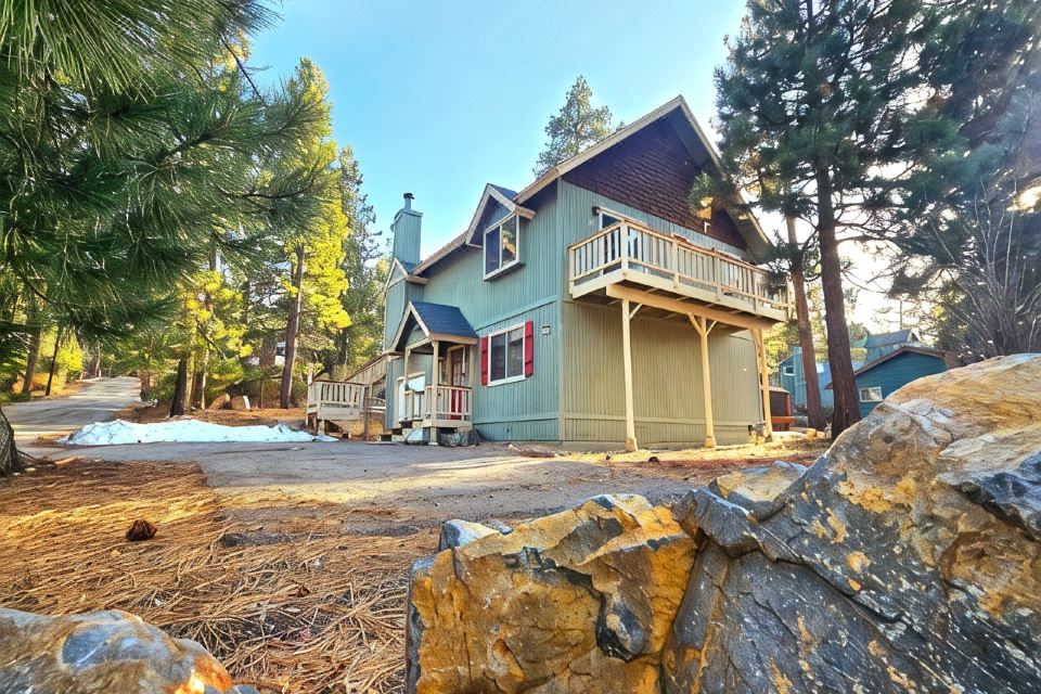 Photo 2 of 6