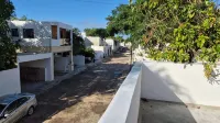 4-Bedroom House in Delightful Valladolid with WiFi, AC - Homestays