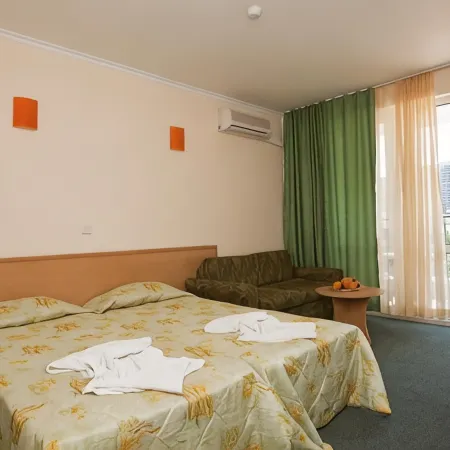 Sunny Day Club Hotel