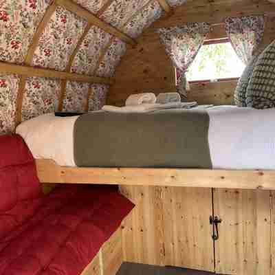 Romani Retreat Bow Top Gypsy Caravan Alnmouth Beach Rooms