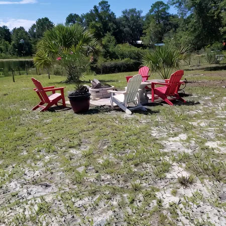 Fish from own dock or in Palatka, Visit Ocala National Forest, FU Gators 30+ min