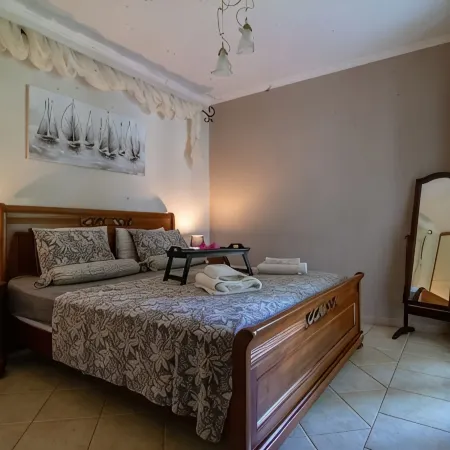 Spacious Villa with heated pool that becomes indoor
