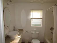 Come stay in our 2bd cabin on Table Rock Lake close to Silver Dollar City! - 2-stjärniga