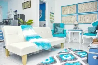 Miami Boho Beach Place - Great location for all your needs!