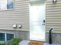 Comfy 2BR Guest Suite in Leduc 12 Mins to YEG Airport Hotels in Leduc