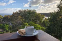HIDDEN HAVEN - Secluded waterfront property at Binalong Bay on the Bay of Fires - Beach