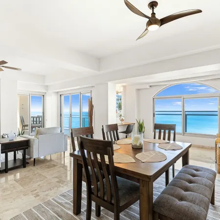 Charming 2-bedroom corner deluxe condo in Cupecoy with ocean and sunset view