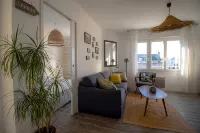 APARTMENT T2 150 m FROM THE SEA BEACH 800m EVERYTHING ON FOOT ( WI-FI) BICYCLES - 2-stjärniga
