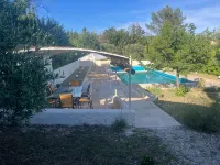 Lauris Villa Paradis sur un Grand Park de 1, 5 Hectars en Retrait de la Route - Villas