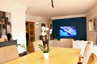Spacious Penthouse w/ Barbecue, wifi, 2 terraces & Views Hotels in 