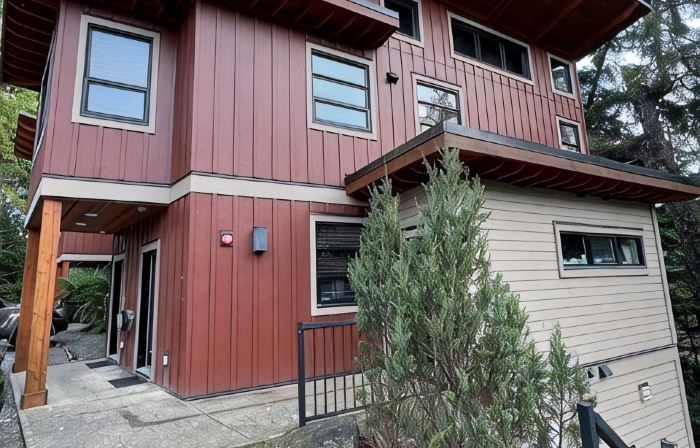 RAINFOREST GETAWAY - Directly on Spring Cove!