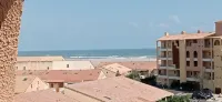 4-person air-conditioned apartment with direct beach access