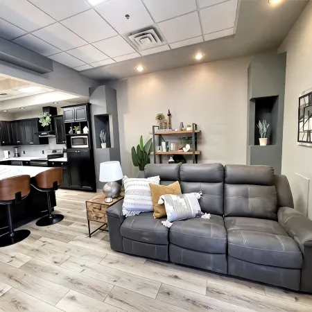 Adorable 7 bedroom place Hoteles en Mitchell