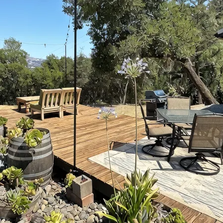 Private Cabin with Views on 16 Acre Estate