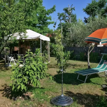 Single house with parking space and garden