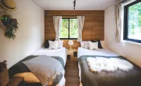 [TV] Luxury adult secret base villa 120 ㎡ Sauna, stone bath, bonfire, BBQ [Zen Building] Hôtels à : 