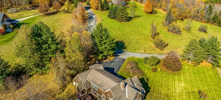 Huge Waterbury Home near Stowe Mountain / views & sauna Hotels in Washington County
