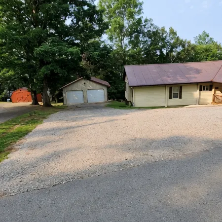 Cottage at Lake Cumberland; 6m walk to water at Clearwater public boat ramp