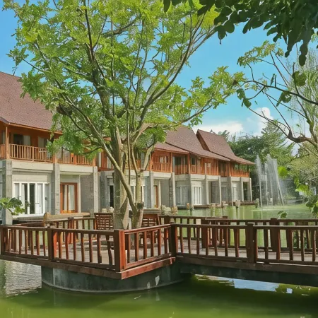 Grand Mega Resort & Spa Отели в г. Чепу