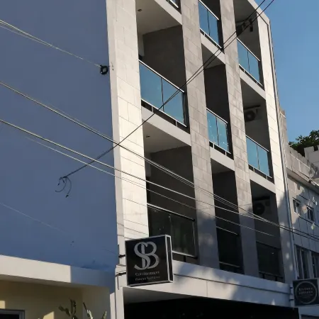 We Hotels