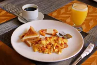 Hotel Los Balcones Leon - breakfast