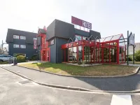 هوتل زينيث كاين Hotels near استاد أورنانو