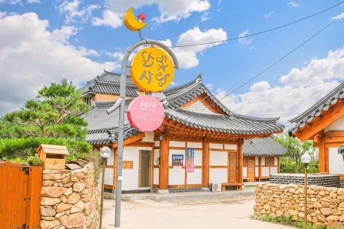 Suncheon Dalbitsarang Pension