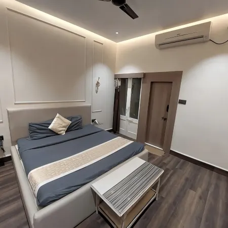 Hotel Neelam