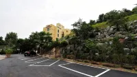 Namyangju Bukhangang Dolcecasa Hotel - parking