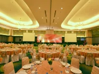 Ipb Convention Hotel Botani Square Hotels near Botani Square