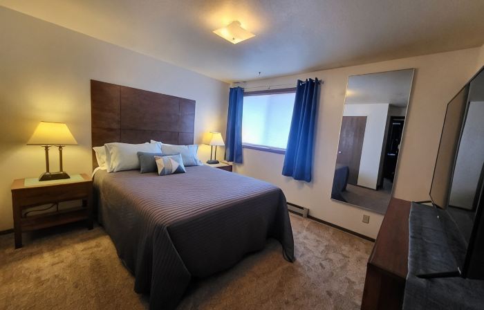 Family run Cozy Comfortable Condo Central to everything