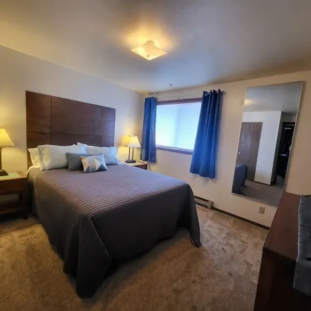 Family run Cozy Comfortable Condo Central to everything