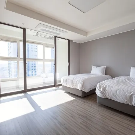 Ulsan (Gangdong) KCC Residence
