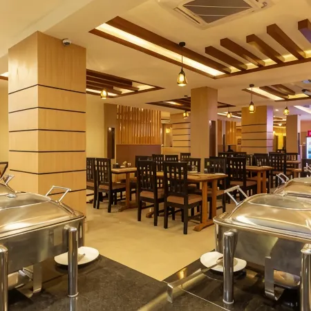 Chitwan Midtown Hotel