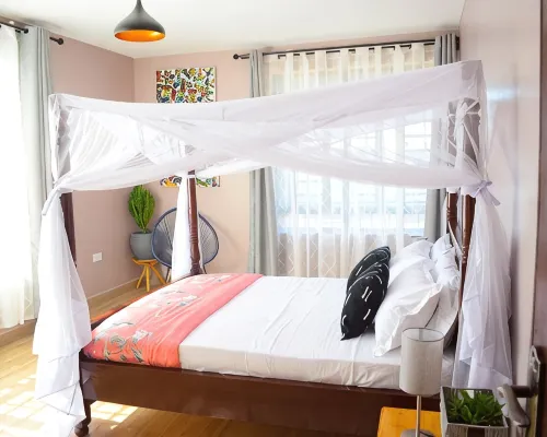 Ilala House, Voi - Spacious 2 Bed, 2 Bath with parking,  7 mins to Tsavo East Hotels in Voi