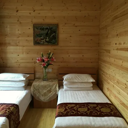 Ergun Re Ni Ya's Home Chinese Inn