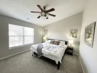 Beautiful 3 BD Home in Fishers with EV Charger - Homestays