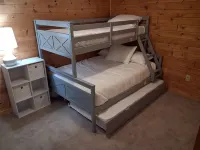 Cabin Rental on Ojibway Lake near Park Rapids - accommodates 7 - Hytter