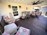Lester Lodge minutes to New River Gorge.  Charming 5 bedroom house on 4.5 acres - 3성급