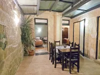 Traditional Maltese 2BR - Near Valletta - Condos
