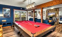 Mountain Cabin · Hot Tub · Pool Table · Ridge Views · Grill · Arcade · Hiking