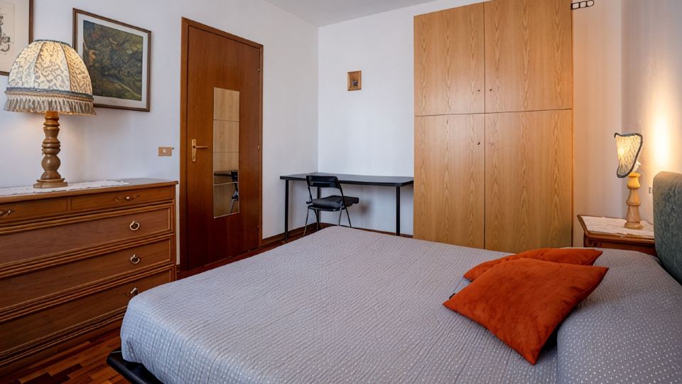 Apartment with garage near the center of Verona