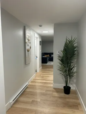 Charming 1-bedroom apartment in enchanting Moncton with WiFi - 2-Star
