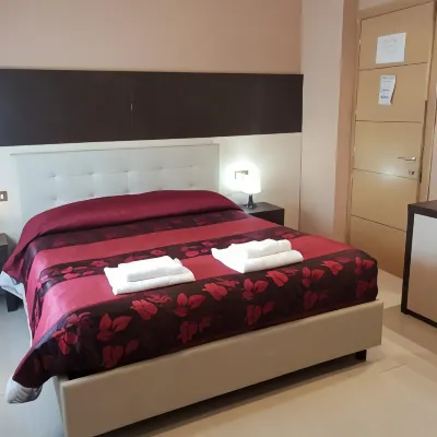 Hotel Colombo Hotel dekat Venezia Mestre Railway Station