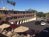 Seahorse Inn Manhattan Beach - LAX - parking