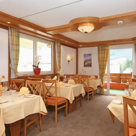 Grichting Hotel & Serviced Apartments