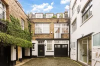 Oxford Circus Apartments by Calton Living Hotels in London
