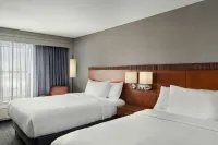 Courtyard Hamilton - 3-Star
