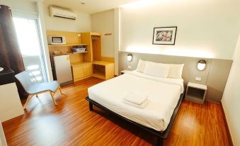 Collection O Thaiphiphat House Silom