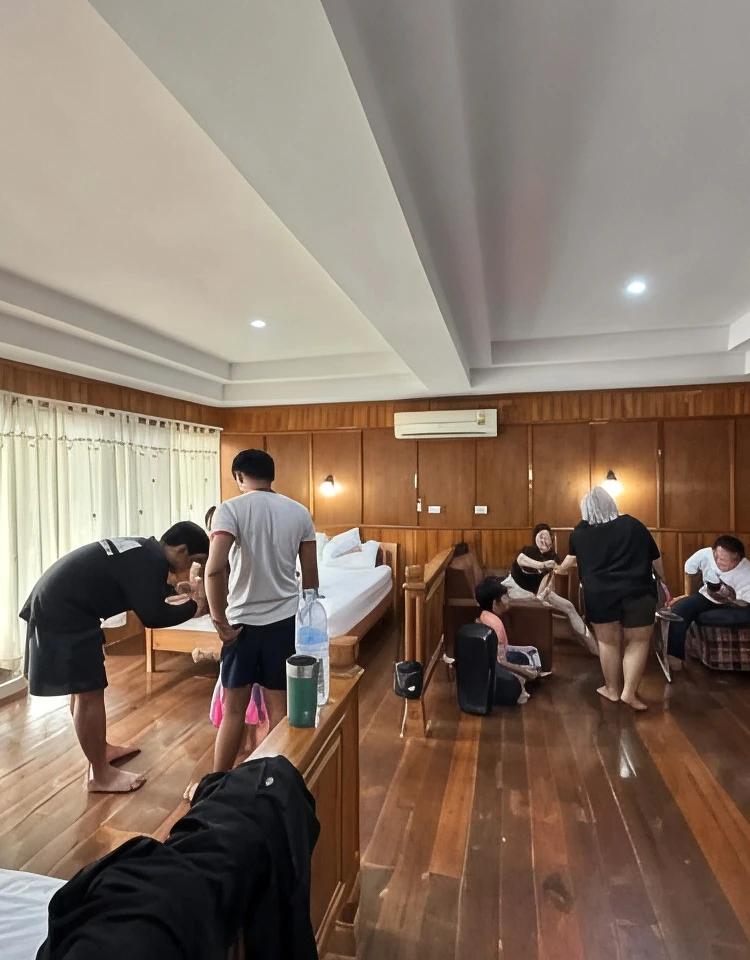 รูปภาพของบ้านพักเรือนไม้หอม สะเดา